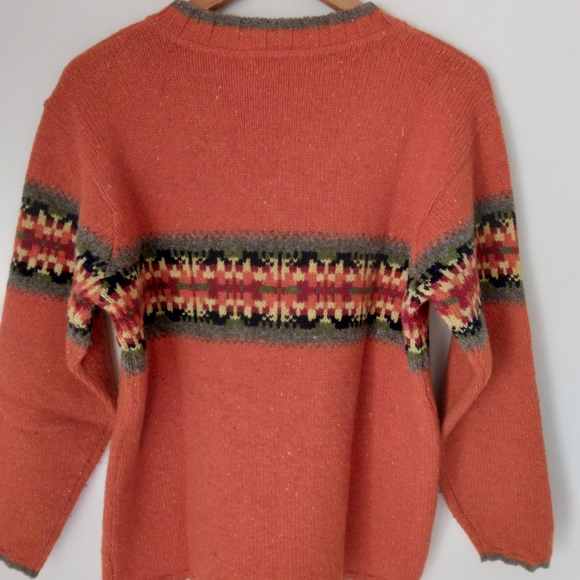 Eddie Bauer V- Neck wool sweater Size S - Picture 4 of 5